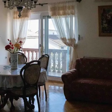 Booking Zadar, Beautiful Tanja Апартаменты *